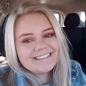 Meet your Posher, Breanna